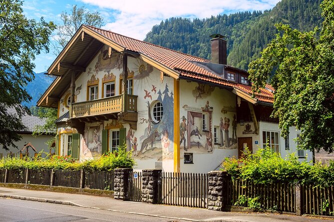 Oberammergau Private Guided Walking Guided Tour - Meeting and Pickup Details