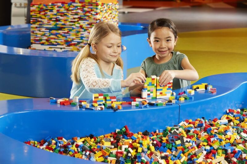 Oberhausen: Legoland Discovery Center Ticket - Age Range and Accompaniment