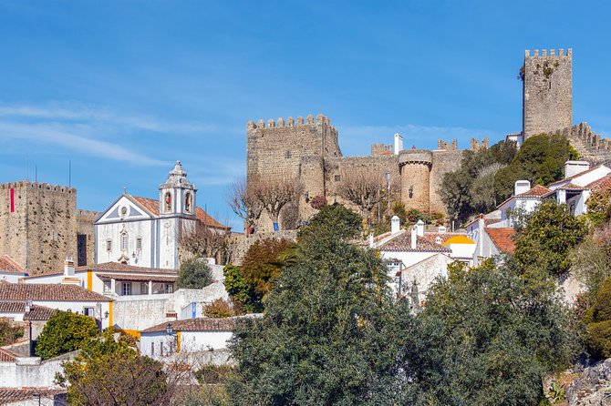Óbidos, Nazaré, Batalha and Fátima Full Day Tour From Lisbon - Accessibility and Dress Code