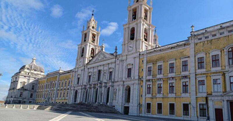 Óbidos Nazaré & Mafra National Palace Private From Lisbon - Transportation and Amenities