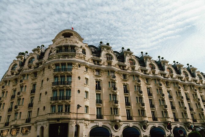 Occupation and Liberation, A Self Guided Audio Tour in Paris - Resistance in Paris
