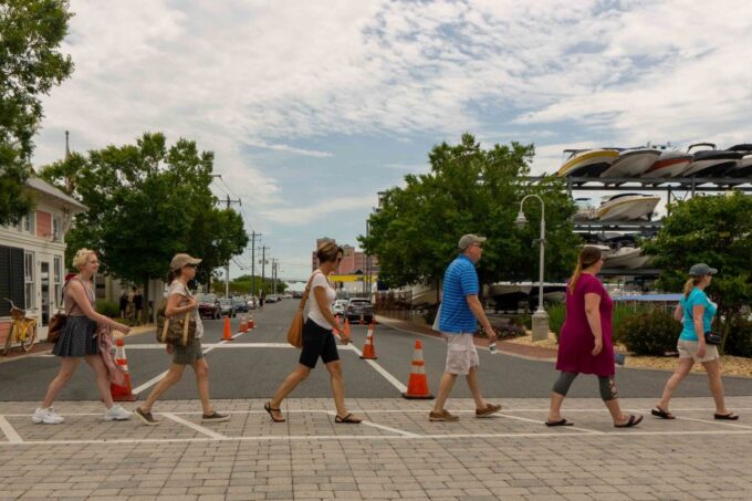 Ocean City: Bay Hopping Food Boat Tour With Tastings - Customer Reviews