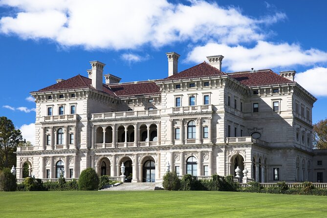 Ocean Drive Historic District: A Newport Self-Guided Driving Tour - Exploring Gilded Age History