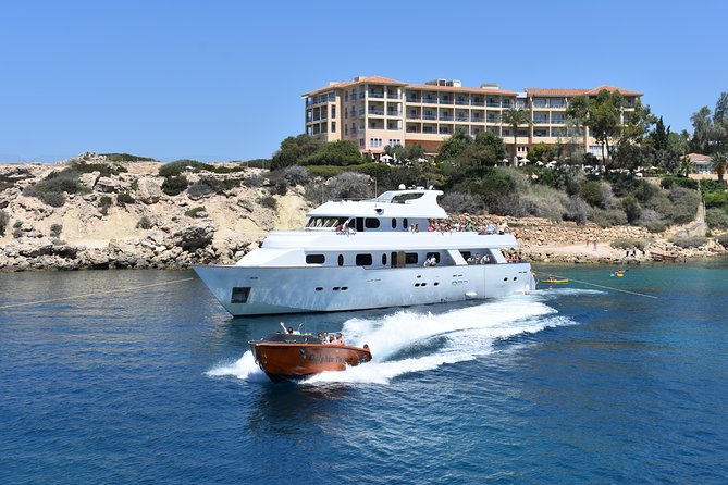 Ocean Flyer | Elite (18+) Cruise - Extreme Jet-Boat Activity