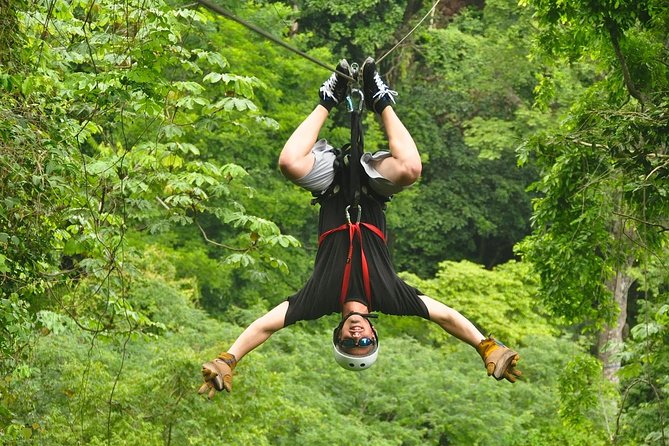 Ocean Views Zip Line Canopy Tour in Jaco Beach and Los Suenos - Included Amenities and Refreshments