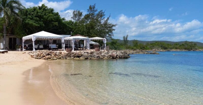 Ocho Rios: Bamboo Beach Club VIP Pass With Lunch and Drinks - Transportation and Accessibility
