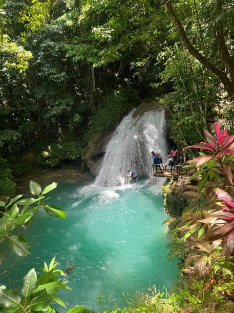 Ocho Rios : Blue Hole and Sightseeing Tour - Key Points
