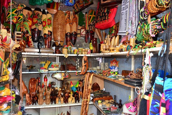 Ocho Rios City Bus Tour (Beach, Sightseeing & Shopping) - Exploring Ocho Rios
