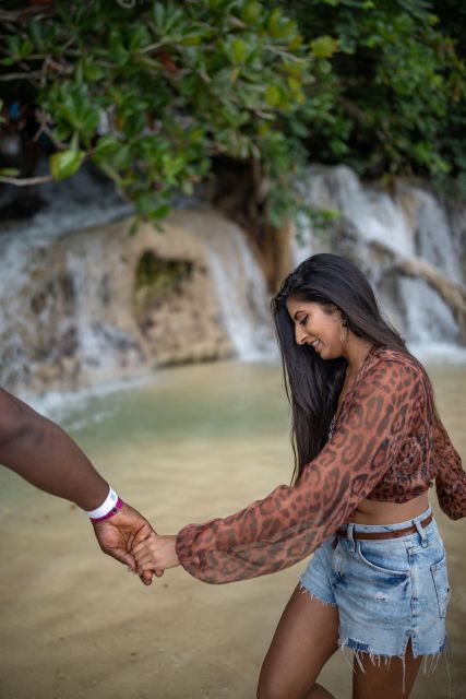 Ocho Rios: Dunn's River Climb & Zipline Over The Falls - Adventure Highlights