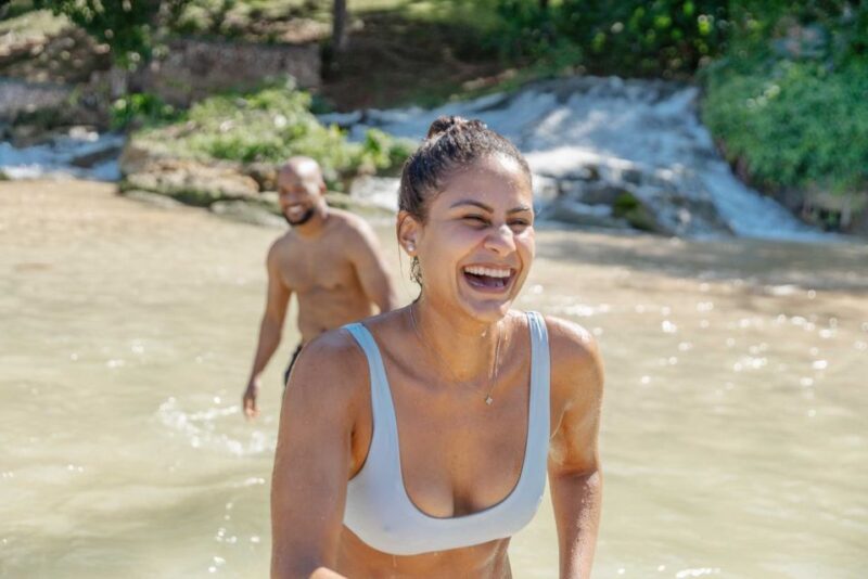 Ocho Rios: Full Day Powerboat Trip to Dunns River Falls - Inclusions