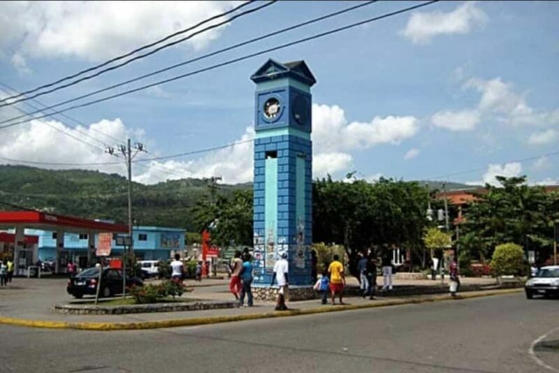 Ocho Rios: Guided Sightseeing Tour - Key Points