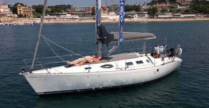 Oeiras: Private Morning Sailing Cruise (3 Hrs) - Maritime History Insights