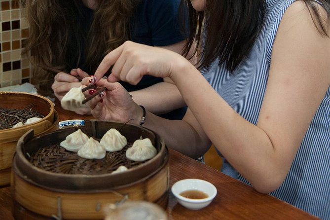 Off-beaten Route: Shanghai Old Town Discovery&Street Food Tasting - Inclusions