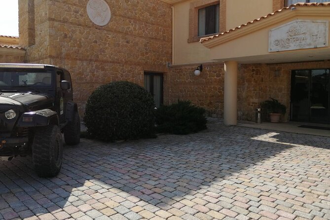 Off Road Experience at the Roads of Wine - Departure and Arrival