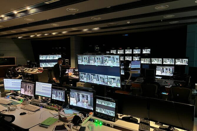 Official MBC Insider Live K-Drama Rehearsal & VIP Studio Tour - Walking Through the Active Studios