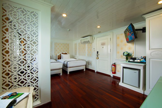 (Official) Signature Royal Cruise - 02 Days 01 Night Program - Included Meals and Transportation