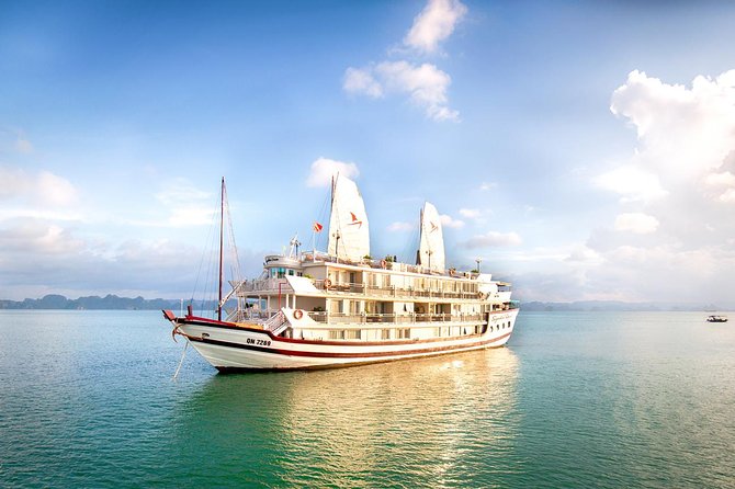 (Official) Signature Royal Cruise - 02 Days 01 Night Program - Guest Reviews and Ratings