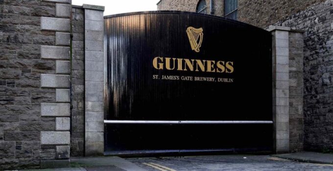 Official Temple Bar Dublin City Walking Tour With Guinness - Frequently Asked Questions