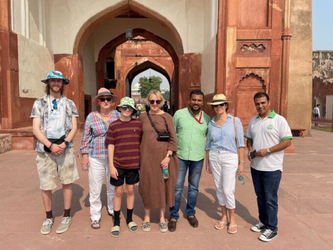 Official Tour Guide for Taj Mahal & Agra Fort Sightseeing - Pickup Options Available