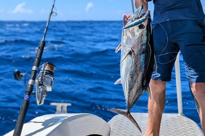 Offshore fishing around the Teahupo'o wave - Who Should Consider This Tour?