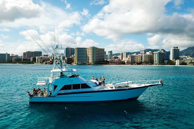 Ohana Yachts Sport Fishing & Luxury Charters - Sailing Around Oahu