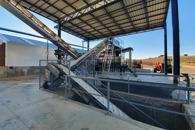 Oil Tourism at Finca La Pontezuela - Inclusions and Accessibility Information