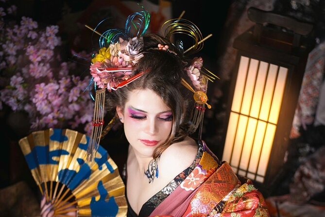 Oiran Private Experience and Photoshoot in Niigata - Meeting and Pickup