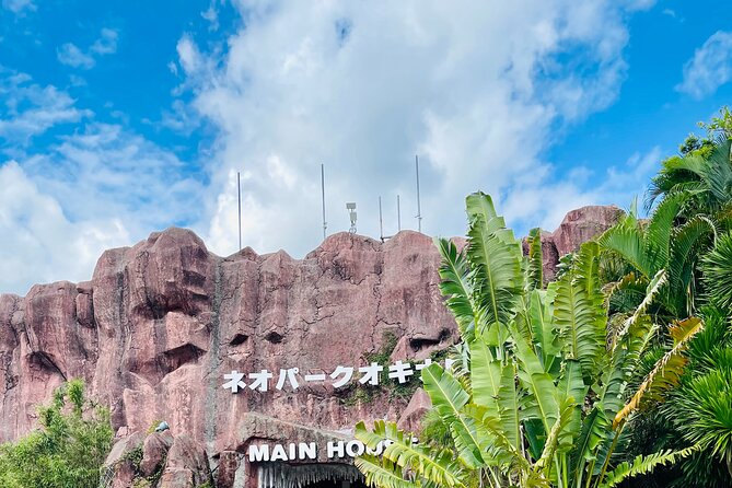 Okinawa Hip-hop Bus B Course Tour (Okinawa Churaumi Aquarium) - Highlights of the Tour