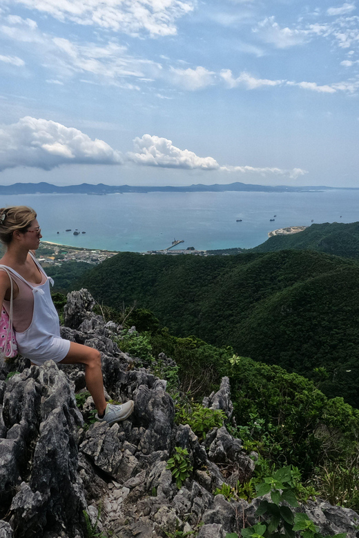 Okinawa: Private Georgeous Beach & Snorkel Tour - Itinerary and Activities