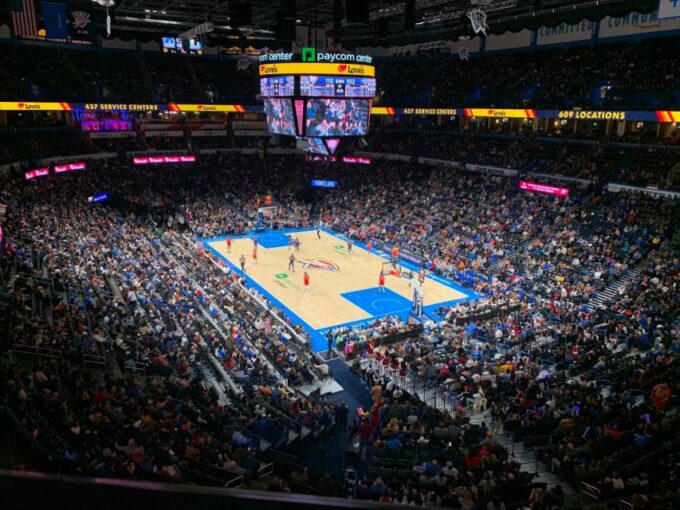 Oklahoma City: Oklahoma City Thunder Basketball Game Ticket - Dress Code and Policies