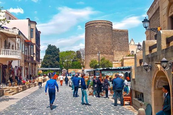 Old and Modern Baku Tour ( Day & Night Time) - Traditional Azerbaijan Dinner