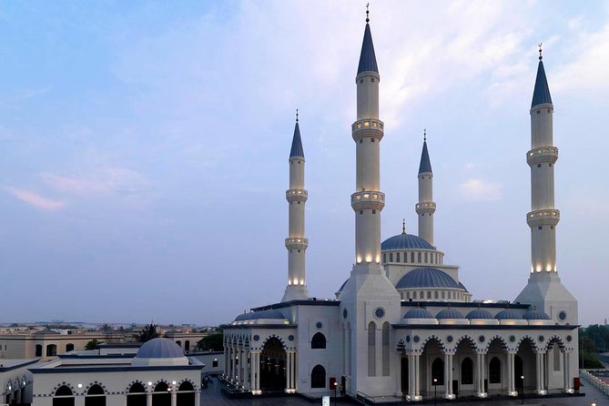 Old and Modern Dubai City Tour With Dubai Frame Tickets - Tour Duration and Pickup Time