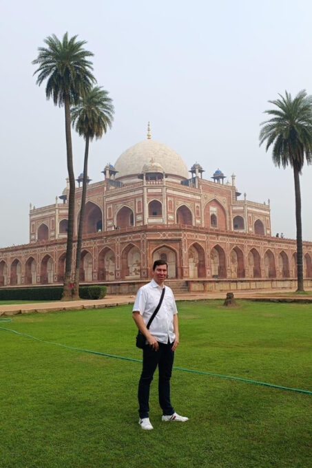 Old and New Delhi Private Day Tour by Car With Options - Culinary Experience