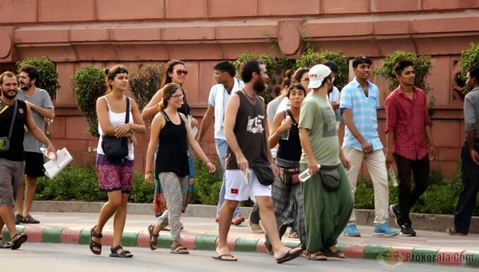 Old and New Delhi Private Day Tour by Car With Options - Tour Inclusions