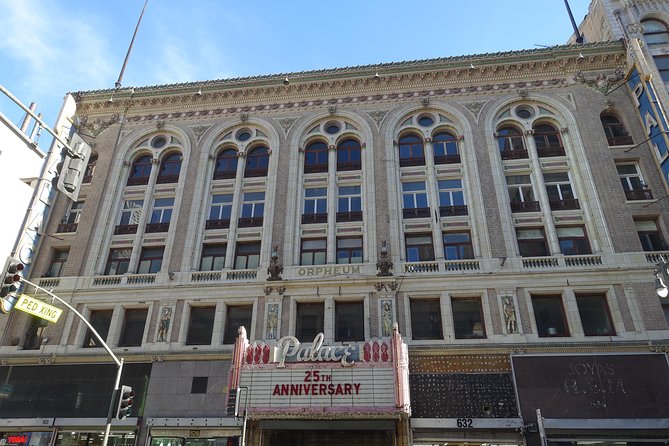 Old and New Downtown Los Angeles Walking Tour - Group Size and Capacity