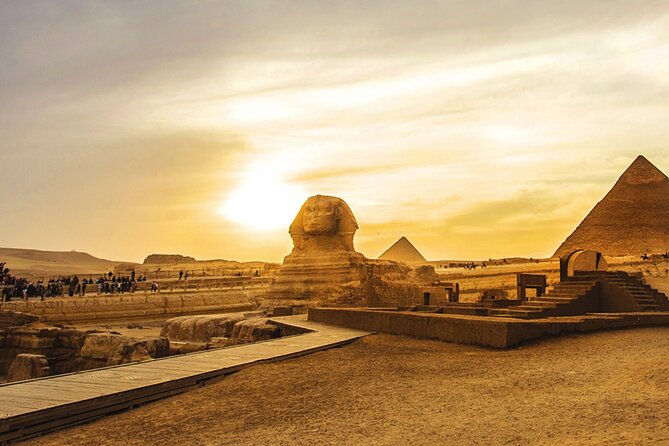 Old Cairo and Pyramids in Giza - Accessibility
