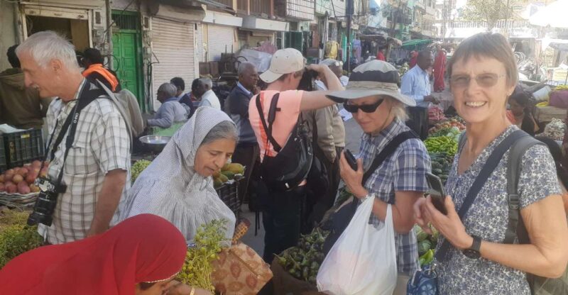 Old City Heritage Walk and Local Market Walking Tour - Key Points