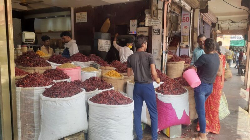 Old City Heritage Walk and Local Market Walking Tour - Market and Local Activities