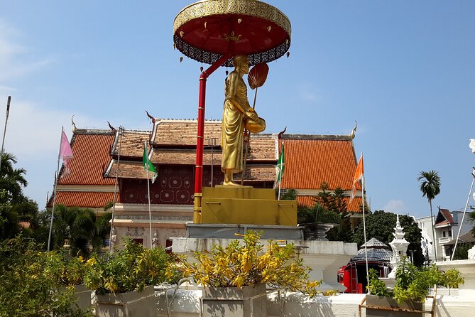 Old City & Temples Tour + Doi Suthep Temple & Famous Cnx. Lunch - Highlights of the Tour