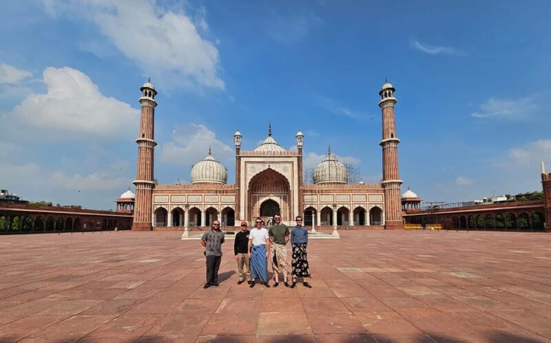 Old Delhi Famous Private Street Food & Tuk-Tuk Tour - Tour Features