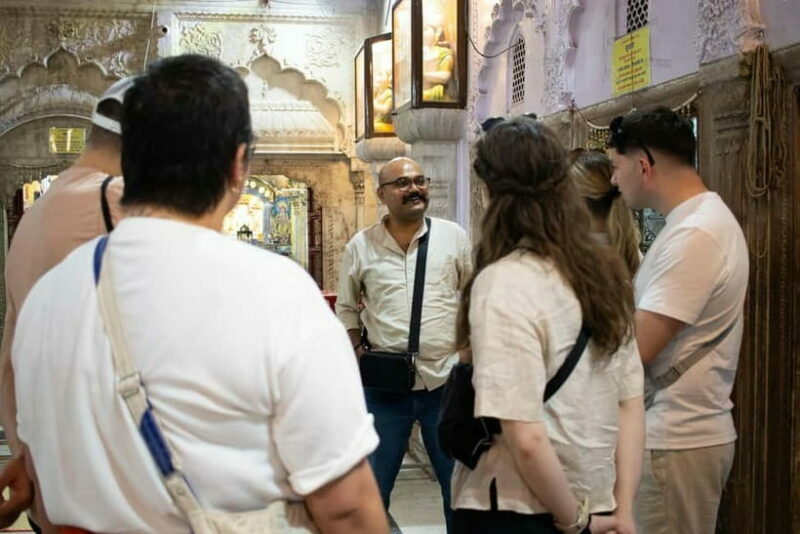 Old Delhi Food Tour: A Night Time Feast - Authenticity & Cultural Experience