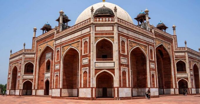 Old Delhi: Old Delhi City Tour With Rickshaw and Street Food - Pickup and Accessibility