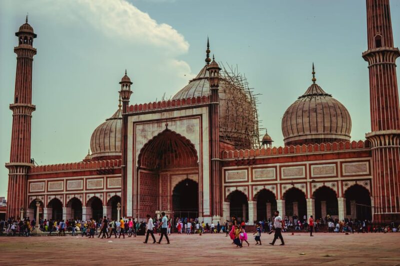 Old Delhi: Old Delhi City Tour With Rickshaw & Street Food - Included Services