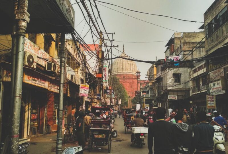Old Delhi: Private Tour of Chandni Chowk, Tuk Tuk & Food - Explore Chandni Chowk