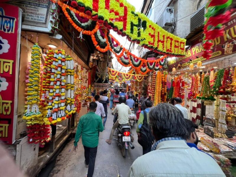 Old Delhi: Private Tour of Chandni Chowk, Tuk Tuk & Food - Itinerary Highlights