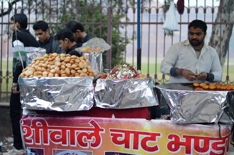 Old Delhi Street Food Breakfast and Walking - Key Points