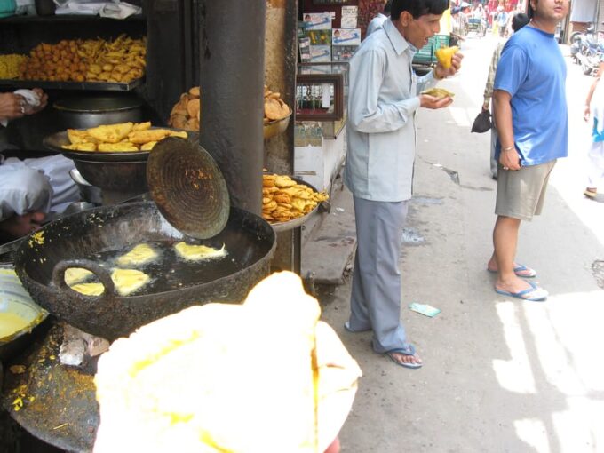 Old Delhi Street Food Breakfast and Walking - What to Expect