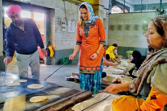 Old Delhi Street Food, Heritage, Spice Market & Religious Tour - Meeting Point and Pickup