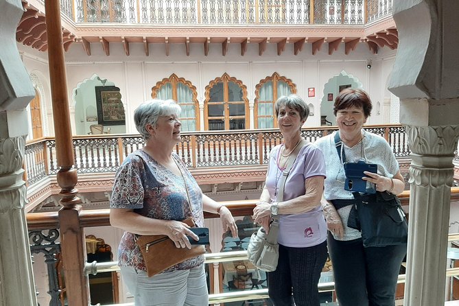 Old Delhi Walk With Classical Dance Music & Dinner - Dress Code and Accessibility