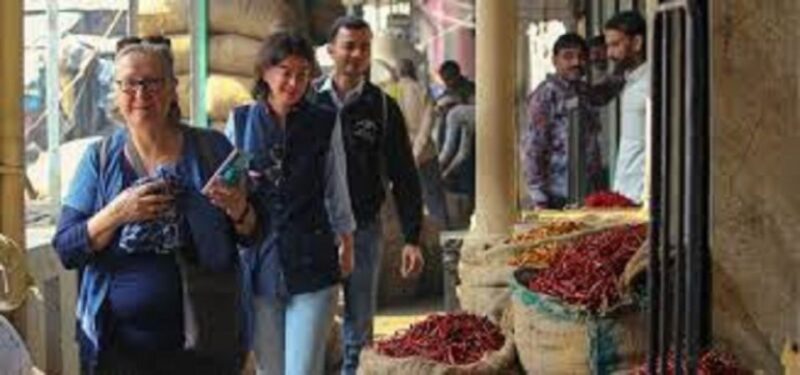 Old Delhis Bazaar & Spice Market Tour - Historical Context